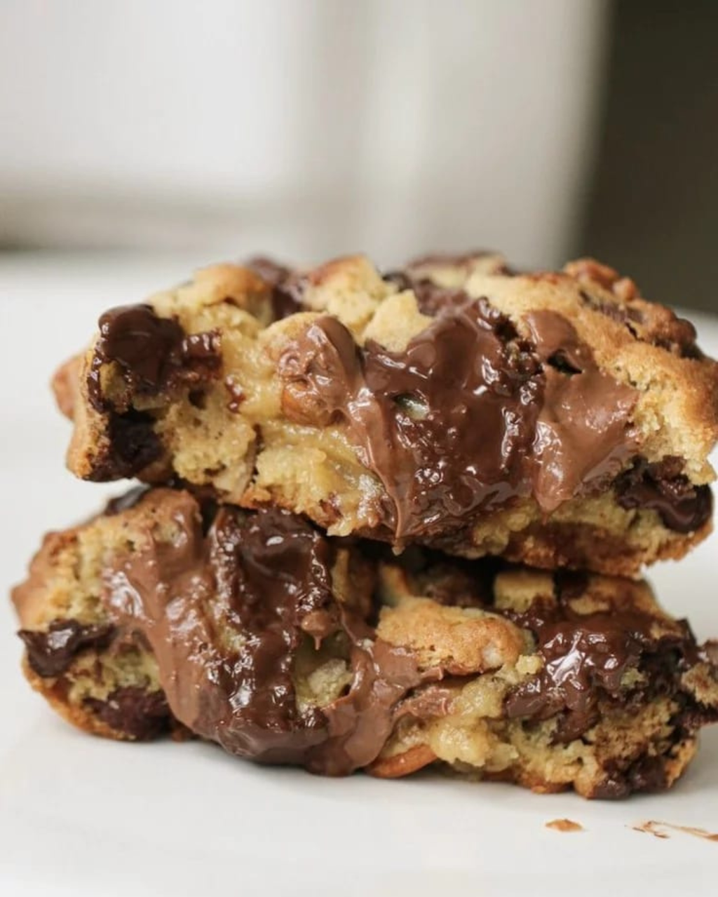Toasted Walnut Crunch Red Velvet Cookie (70gm)